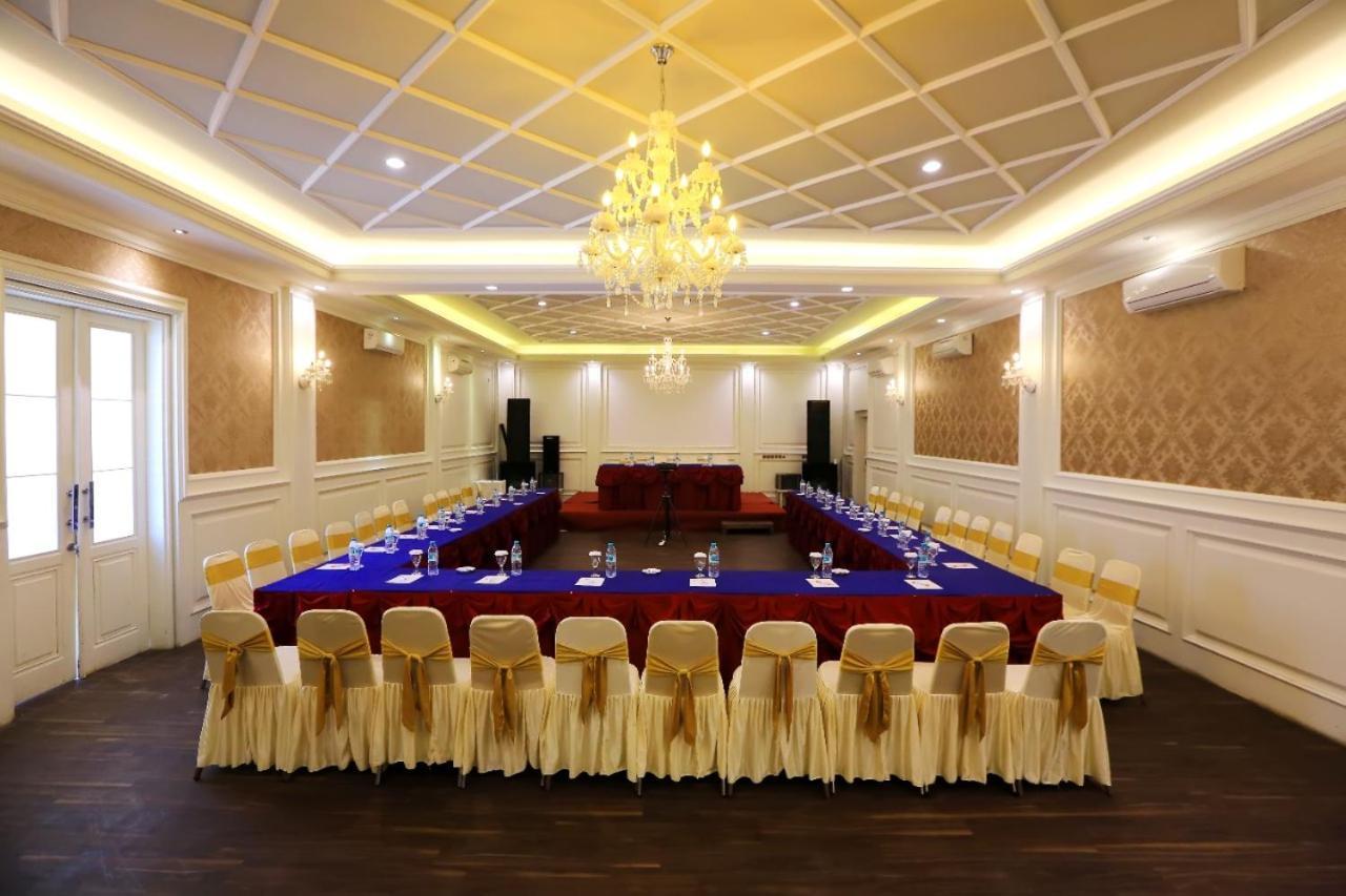 New Surya Hotel Баньювангі Екстер'єр фото