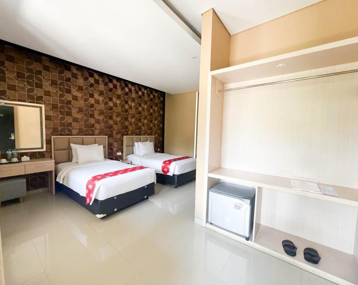 New Surya Hotel Баньювангі Екстер'єр фото